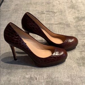 Ann Taylor Embossed Brown Pumps